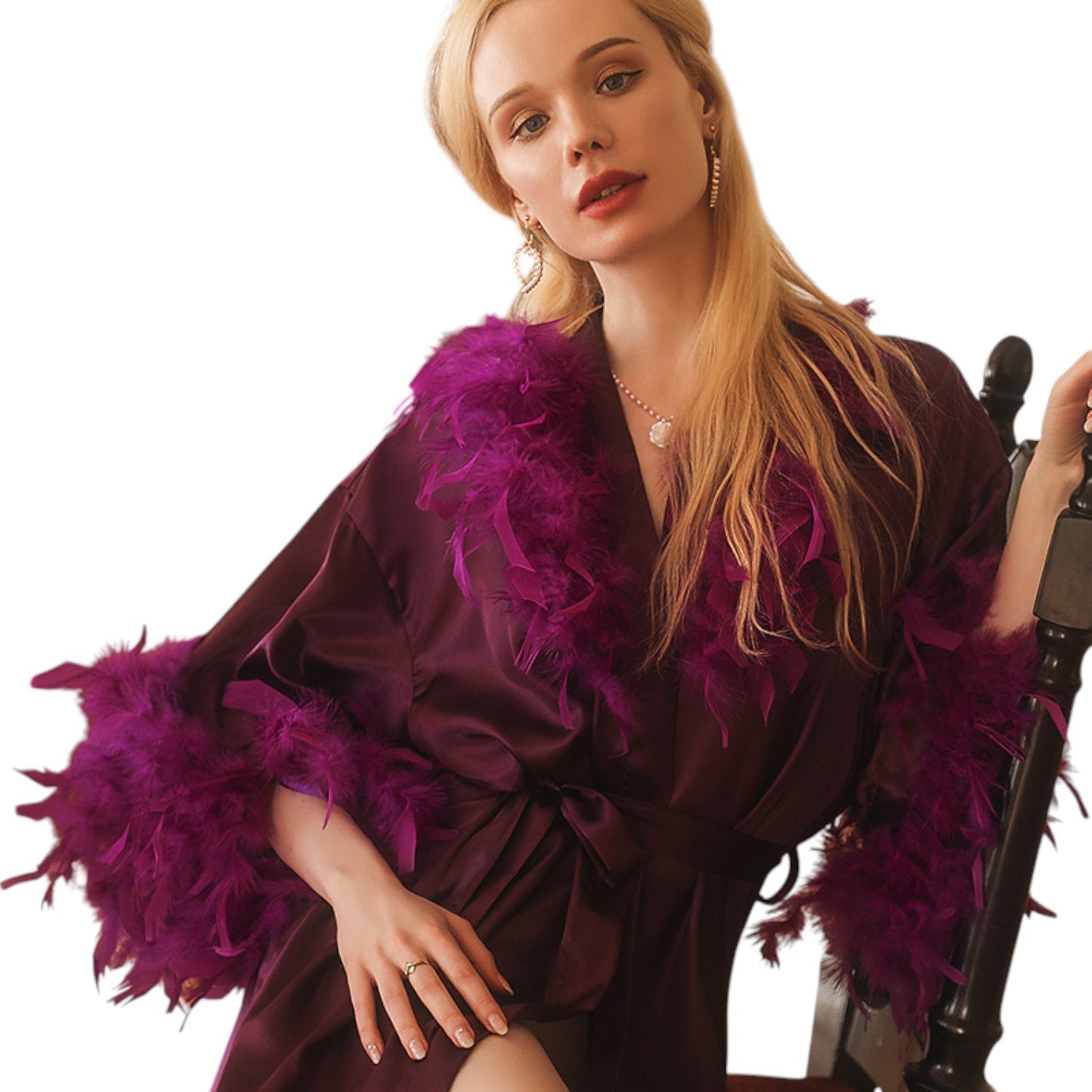 Peignoir Satiné à Plumes
